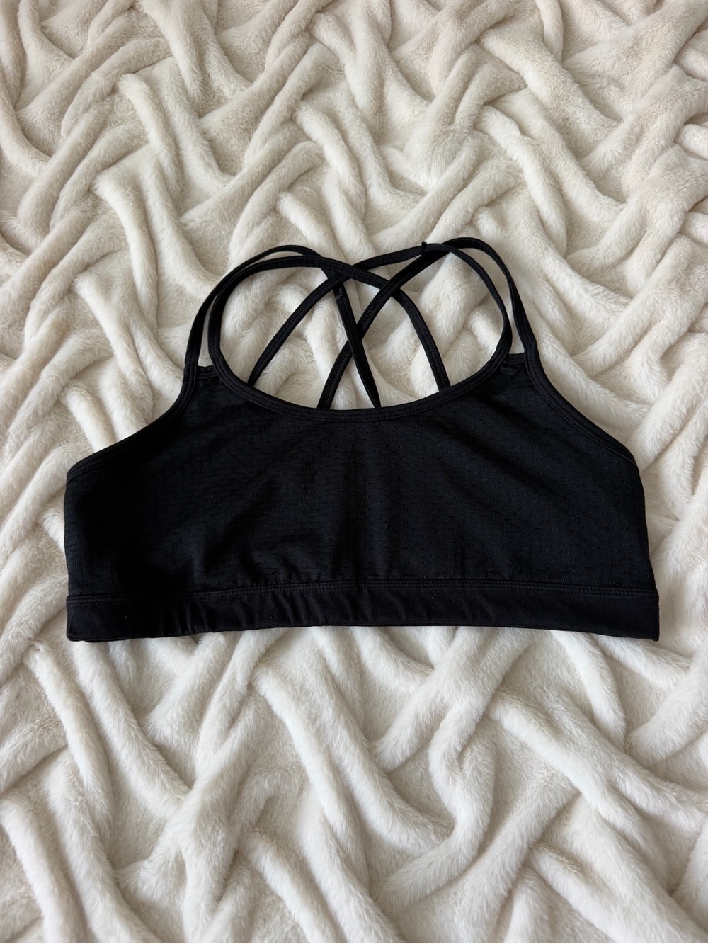 SO Black Strappy Cross Back Sports Bra